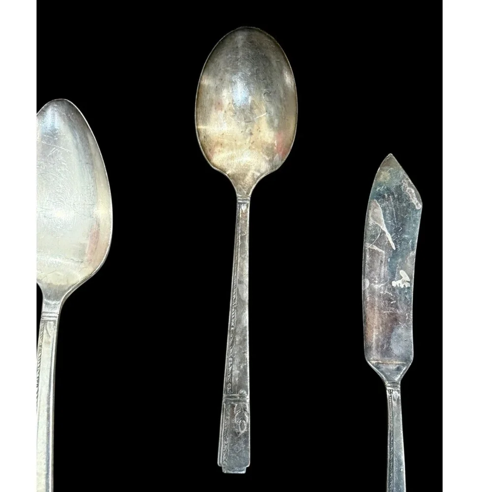 Vintage Oneida Grenoble‎ Prestige Silverplate Flatware Set 28 Pc 1938 Heirloom
